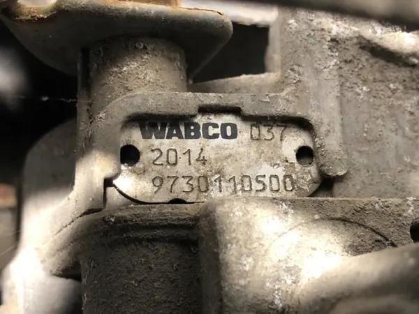 Válvula Moduladora EBS OEM 1879274 para Scania R 450 image 6