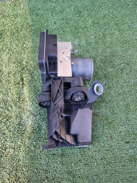 POMPE ABS MERCEDES W212 A2124315512 image 1