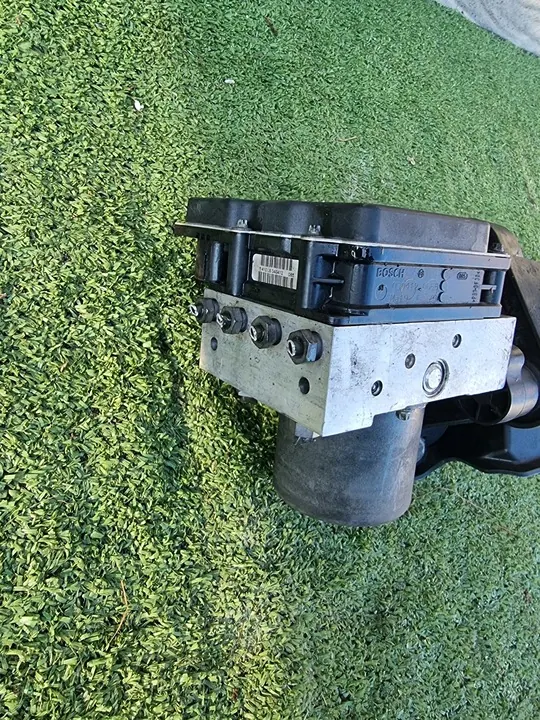 POMPE ABS MERCEDES W212 A2124315512 image 7