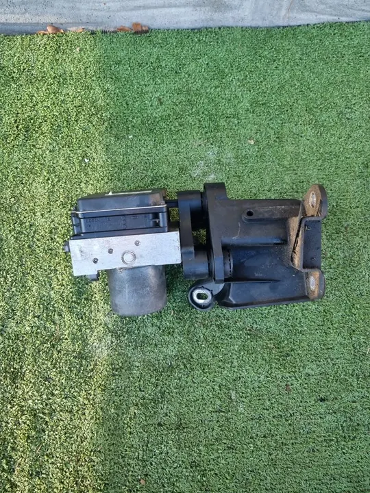 POMPE ABS MERCEDES W212 A2124315512 image 8