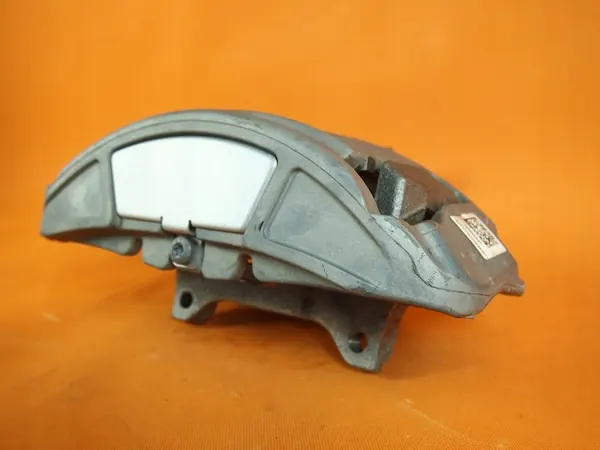 Audi A6 4G Etu Jarrusatula Vasemmalle 36KM 4g0615105ap image 4