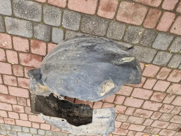 Ford Focus Mk2 C-Max front right wheel arch image 9