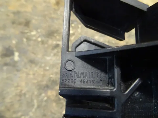 Höger Framstrålkastarfäste OEM 622204941R image 3
