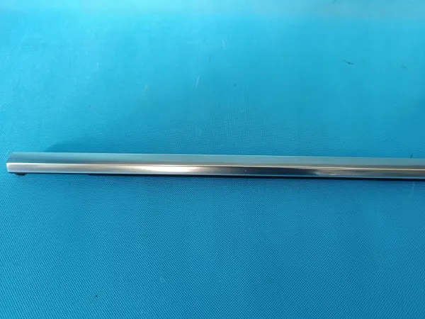 Audi Q8 e-tron vasen eturapistinauha OEM 4KE837475 image 3