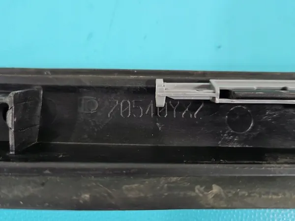 Garniture de fenêtre avant gauche Peugeot 508 I 10-18 9686615580G image 8