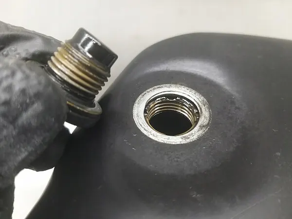 Oljetunna 1.6 PureTech Citroen C5 Aircross OEM 9821789380 image 8