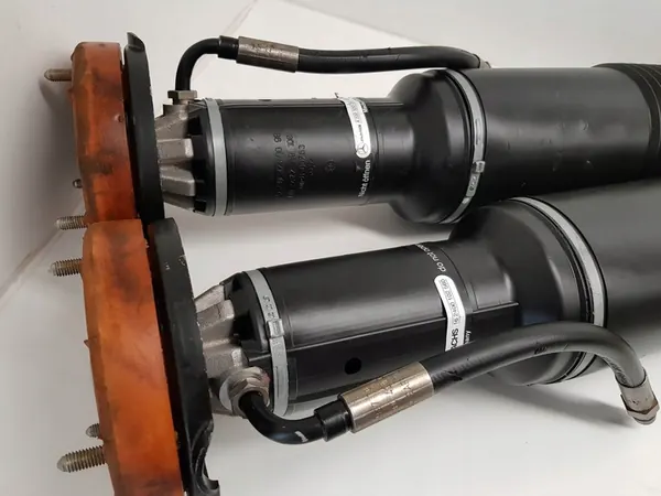 MERCEDES SL ABC Stötdämpare R230 AMG A2303204413 image 3