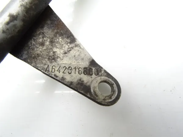 Mercedes Oljestickrör OEM A6423166001 - Begagnad image 3