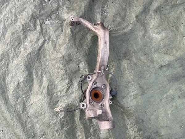 Audi A6 C6 Vasen Nivelenkki OEM 4F0407241F image 4