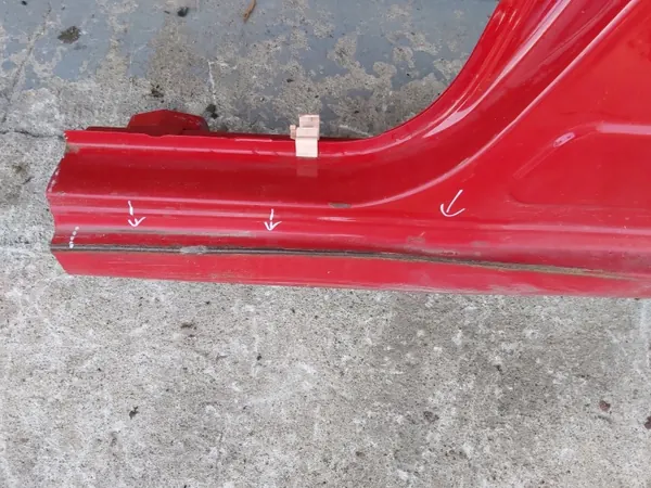 Toyota Yaris II B-pilari vasen kynnys 2006-2011 image 4
