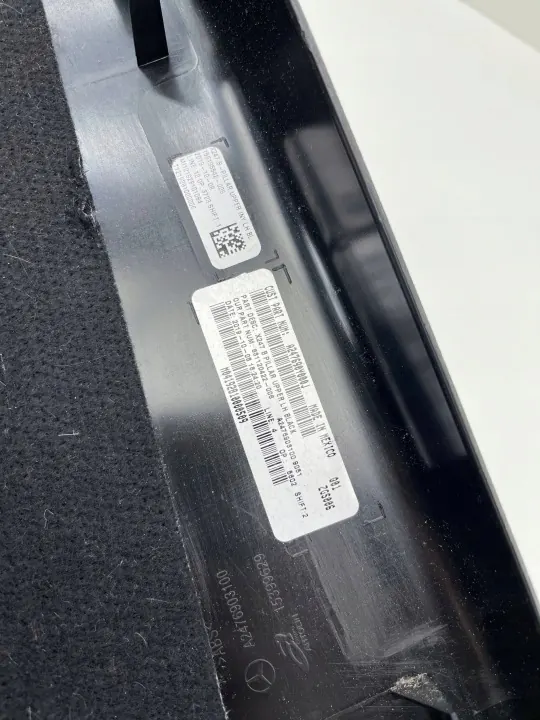 Mercedes GLB W247 Linker pilaarbekleding OEM A2476903100 image 4