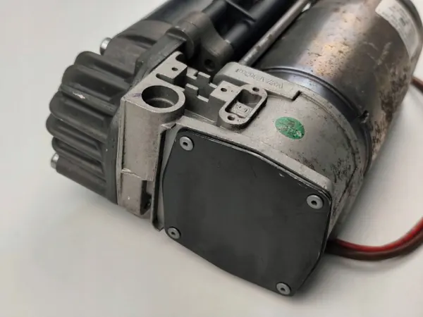 OEM 6794465 Luftfjädringskompressor för BMW 5 F10/F11 image 4