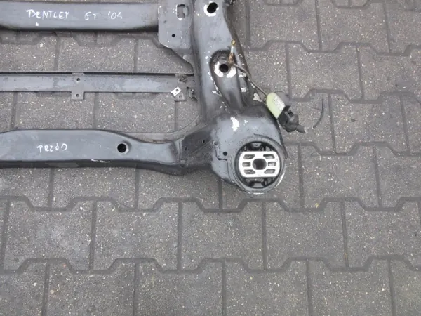 Bentley GT 2004 Etupalkki OEM 4x4OE004064 image 4