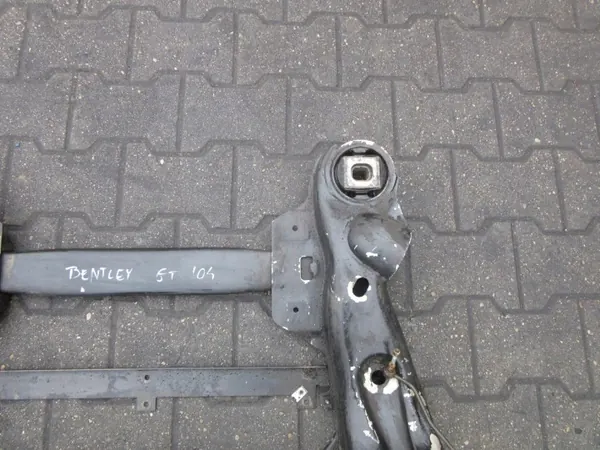 Bentley GT 2004 Etupalkki OEM 4x4OE004064 image 5