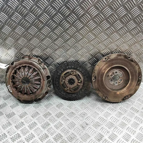 Conjunto de embreagem Toyota Auris Touring Sports 3121052100 image 3