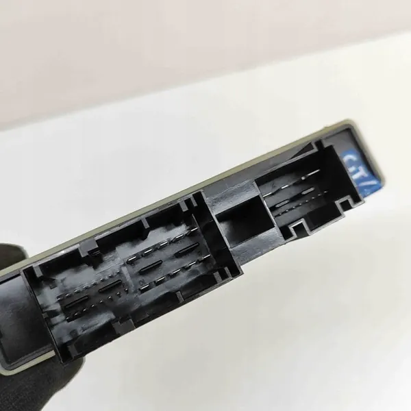 AdBlue-moduuli OEM A3C02069300 BMW X5 G05 3.0L image 4