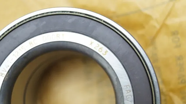 FORD KUGA II MK2 LIFT 16 Cuscinetto mozzo anteriore 8V41 1215 BC image 3