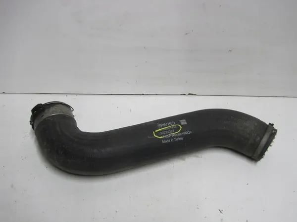 VOLVO XC40 Intercooler Luftrohr 2.0 D image 2