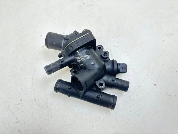 2002 Volvo S40, V40 Turboahtimen vesiputki 8200065390 image 4