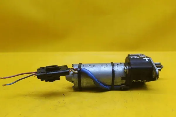 Zitverstellingmotor BMW X5 E53 image 8