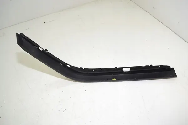 BMW 7 E38 Moldura do para-choque dianteiro esquerda 51118125309 image 4