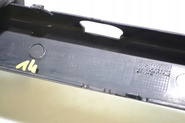 BMW 7 E38 Moldura do para-choque dianteiro esquerda 51118125309 image 6