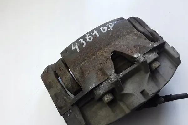 Vorderer rechter Bremssattel VOLVO S60 II 2.5L image 3