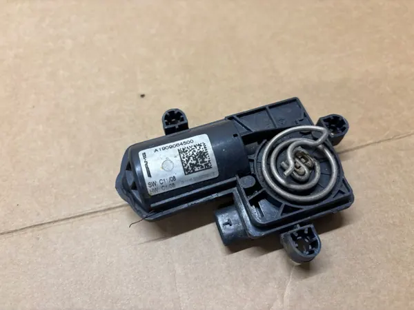 Actuateur de clapet d'échappement Mercedes AMG GT W190 A1909064500 image 2