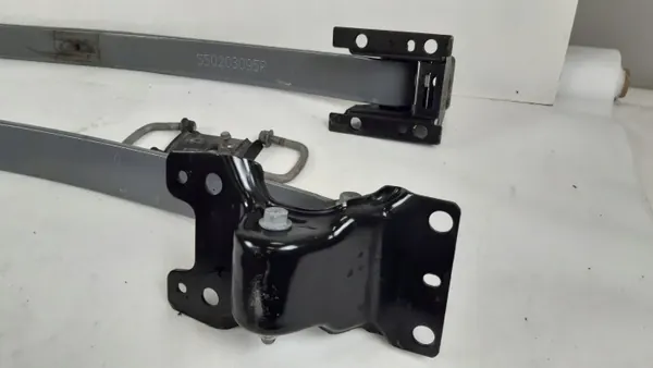 Aileron Arrière Renault Master III OEM 550203095R image 6