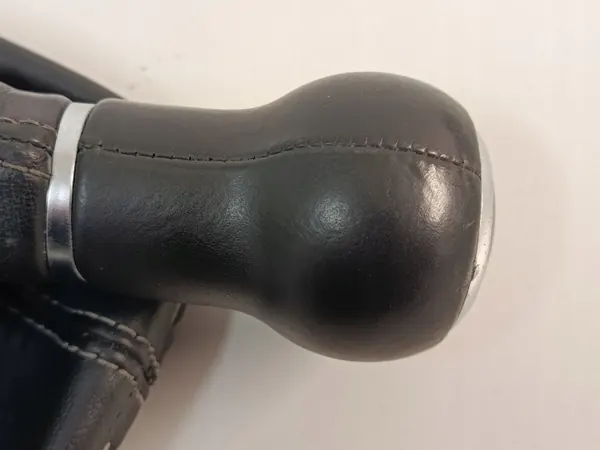 Schaltknauf OEM 8P0863279A für Audi A1 2010-2014 image 7