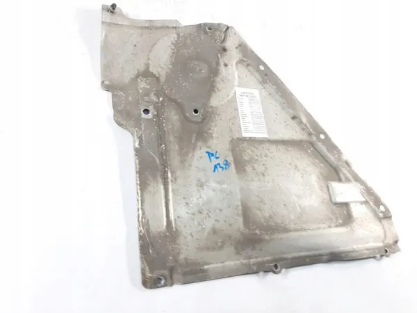 Escudo inferior Audi R8 OEM 4S0825216C - Usado image 3