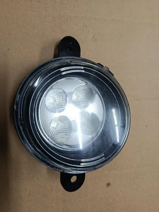 FARO HALÓGENO ESQUERDO DIANTEIRO RENAULT TWINGO III OEM 266056092R image 1