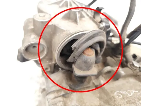 Automaattivaihteisto Peugeot Bipper 1.4 HDi Diesel 2012 OEM image 3