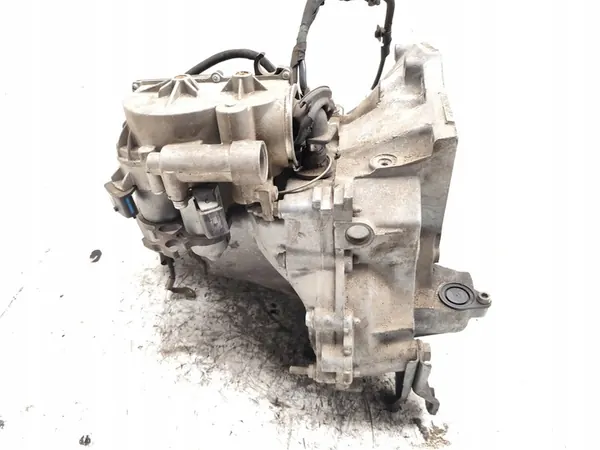 Automaattivaihteisto Peugeot Bipper 1.4 HDi Diesel 2012 OEM image 5