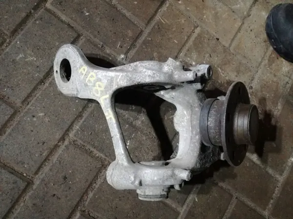 Pivot arrière gauche Audi A4 B8 OEM 8K0505435AB image 2