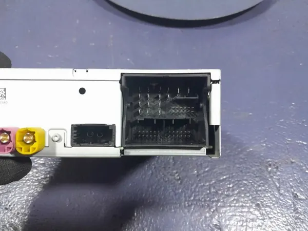 Skoda Superb III Liftradio OEM 565035874 Multimedia image 3