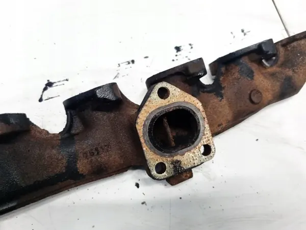 Pakoputken keräin OEM D2244965 BMW 5-sarja 2.5L image 3
