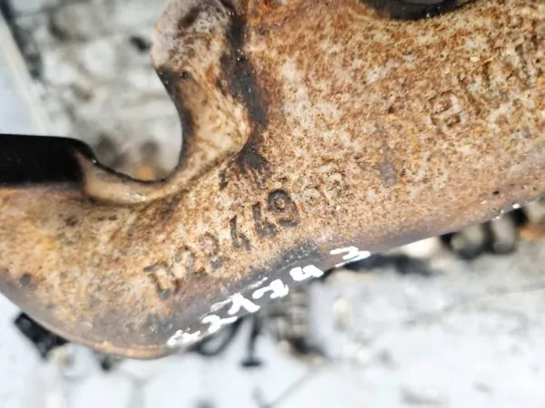 Pakoputken keräin OEM D2244965 BMW 5-sarja 2.5L image 5