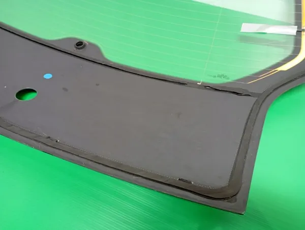VW UP 11- achterklepglas OEM - Gebruikte staat image 9