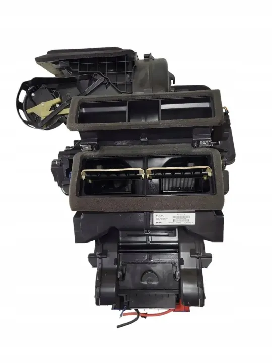 Lämmitysydin OEM 6G9N18B539 Volvo V60 2.0L Dieselille image 2