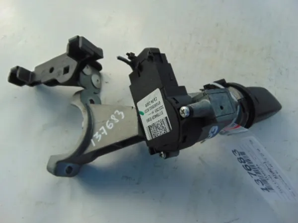 Fiat OE Kiinteä osa OEM 51799409 - Käytetty image 3