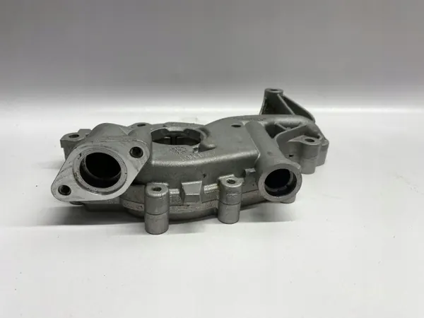 Pompe à huile Ford OE 7T4E-6621-AC - État utilisé image 4