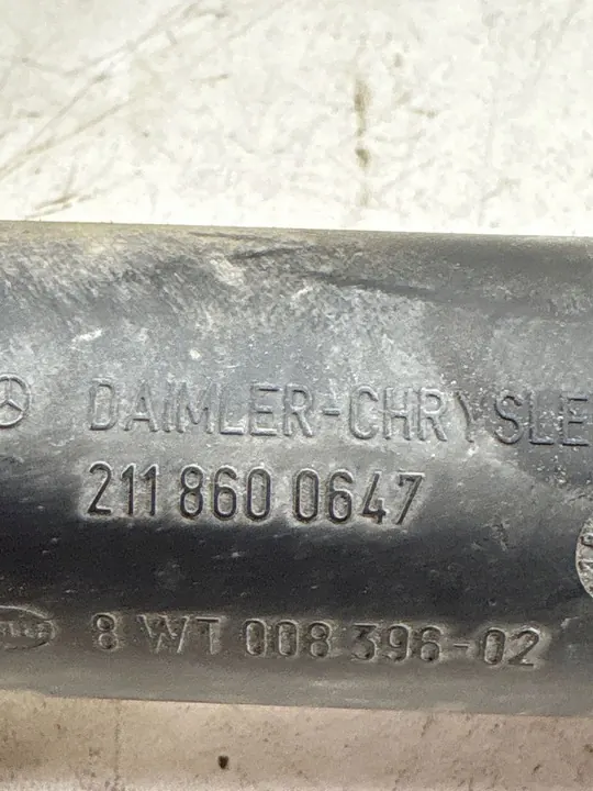 Ford Mondeo MK IV 2012 Front Lamp Washer Nozzle OEM 2118600647 image 3