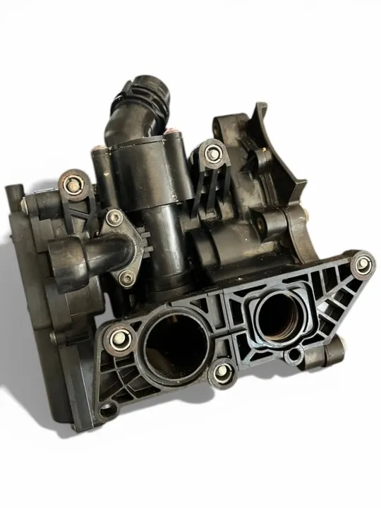 Waterpomp OEM 06L121111H voor VW Golf VII image 5