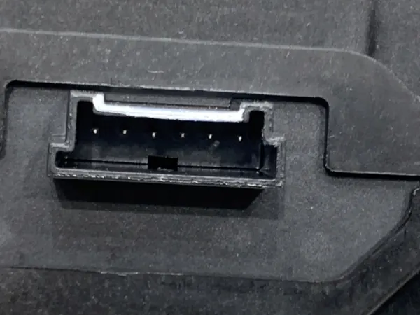 Fecho de porta-malas OEM 7411760 para BMW G31 2.0 190CV image 3