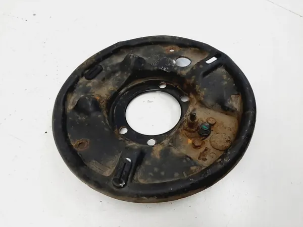 Jeep Wrangler Bakre bromsskivsskydd OEM MAM44511 image 4