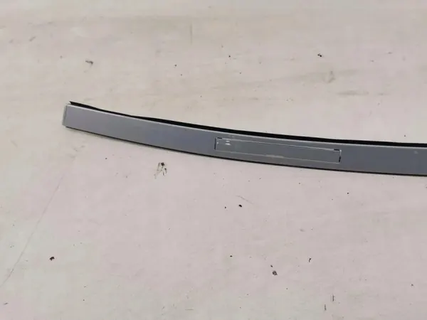 BMW 2 F22 Linker Daklijst OEM 7307735 Black Sapphire image 4