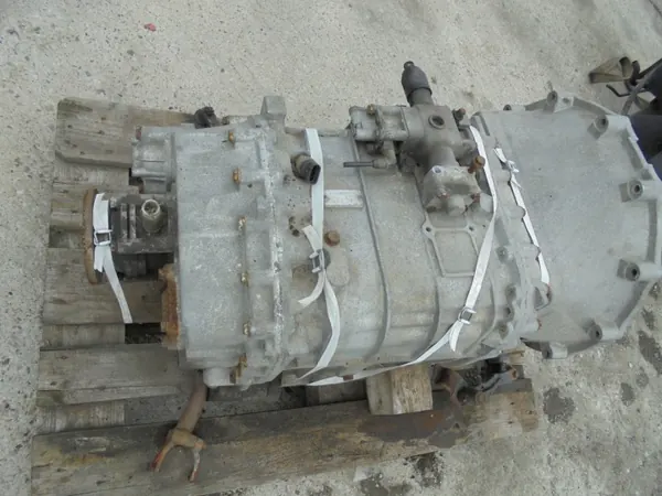 Cabine, Pont, Ressorts, Suspension, Colonne Iveco Eurocargo image 6
