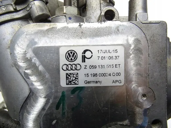 EGR-jäähdytin 3.0 TDI Audi A4 B8 A5 8T OEM 059131515ET image 7