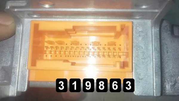 ECU Opel Vectra usado OEM AM-319863 image 3